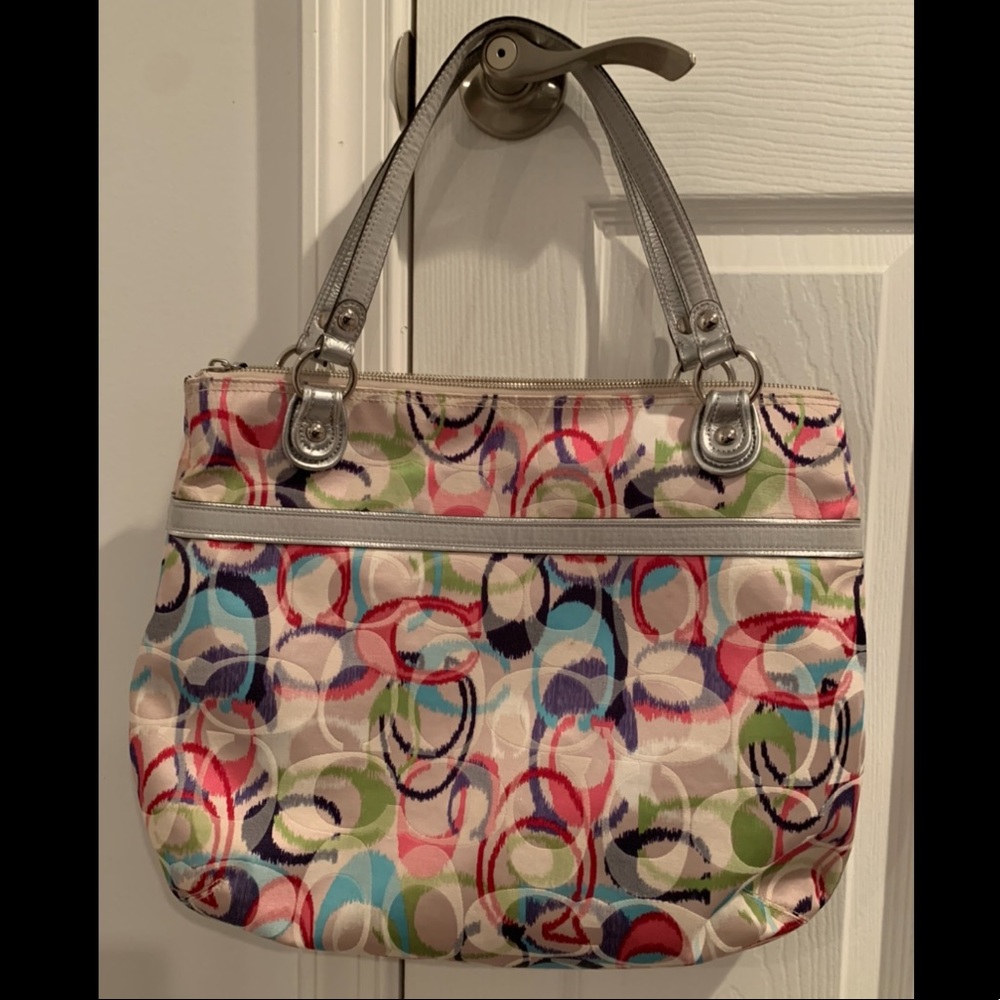Coach Handbag - Picture 3 of 3